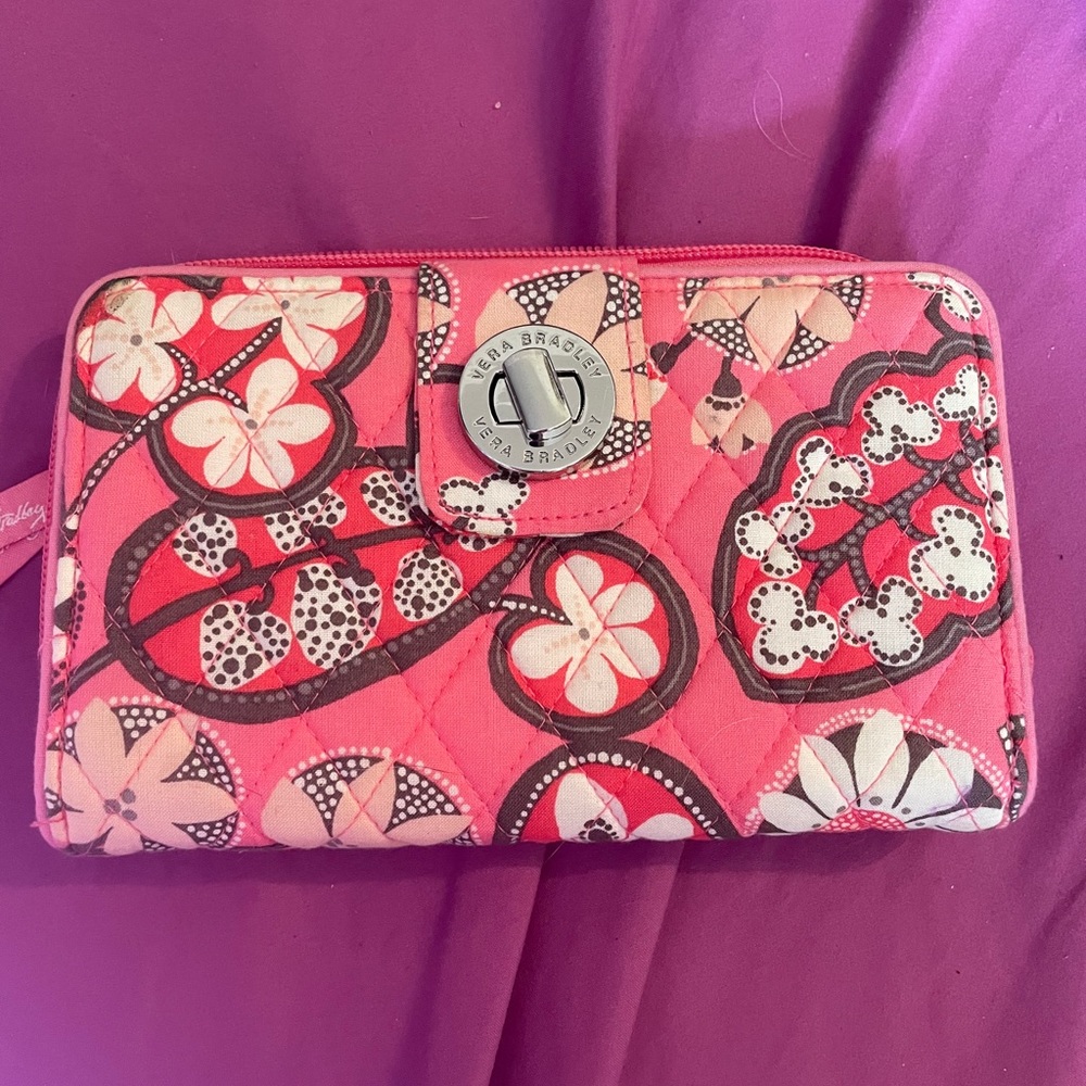 NWOT Vera Bradly wallet.